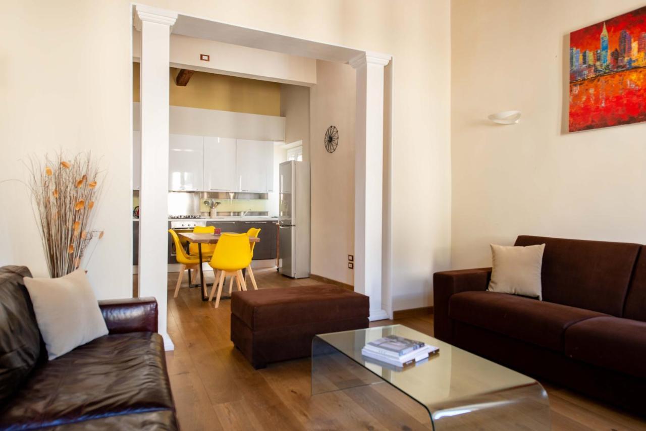 Modern, Bright Near Boboli Gardens & Santo Spirito - Homeunity ฟลอเรนซ์ ภายนอก รูปภาพ
